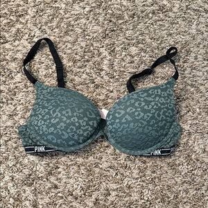 PINK Victoria's Secret Green Lace Bra